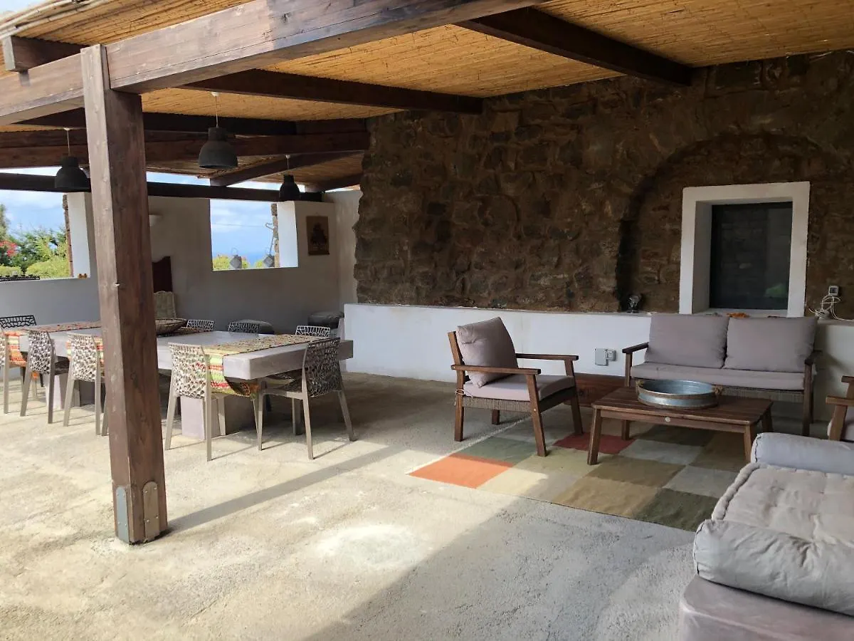 Dammuso Rekhale Vila Scauri  Villa
