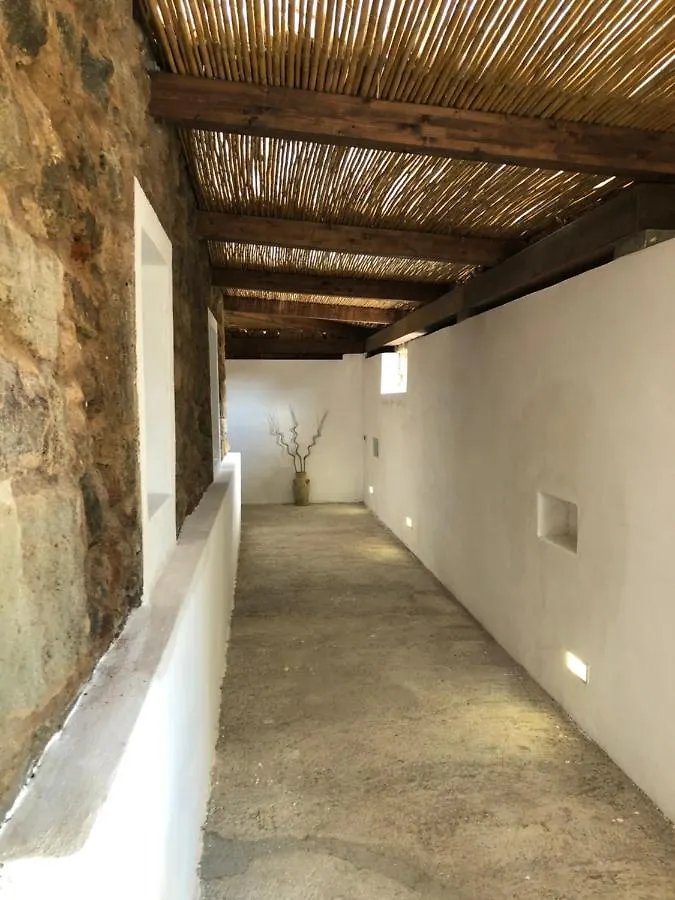 Villa Dammuso Rekhale Vila Scauri  Itália