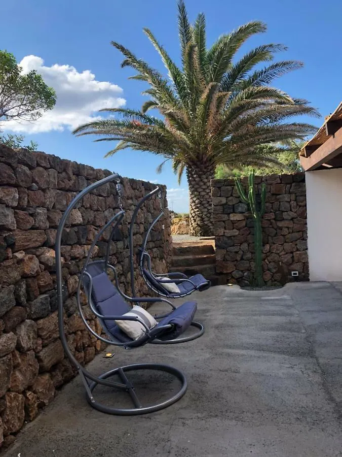 Вилла Dammuso Rekhale Scauri  Scauri (Sicily)
