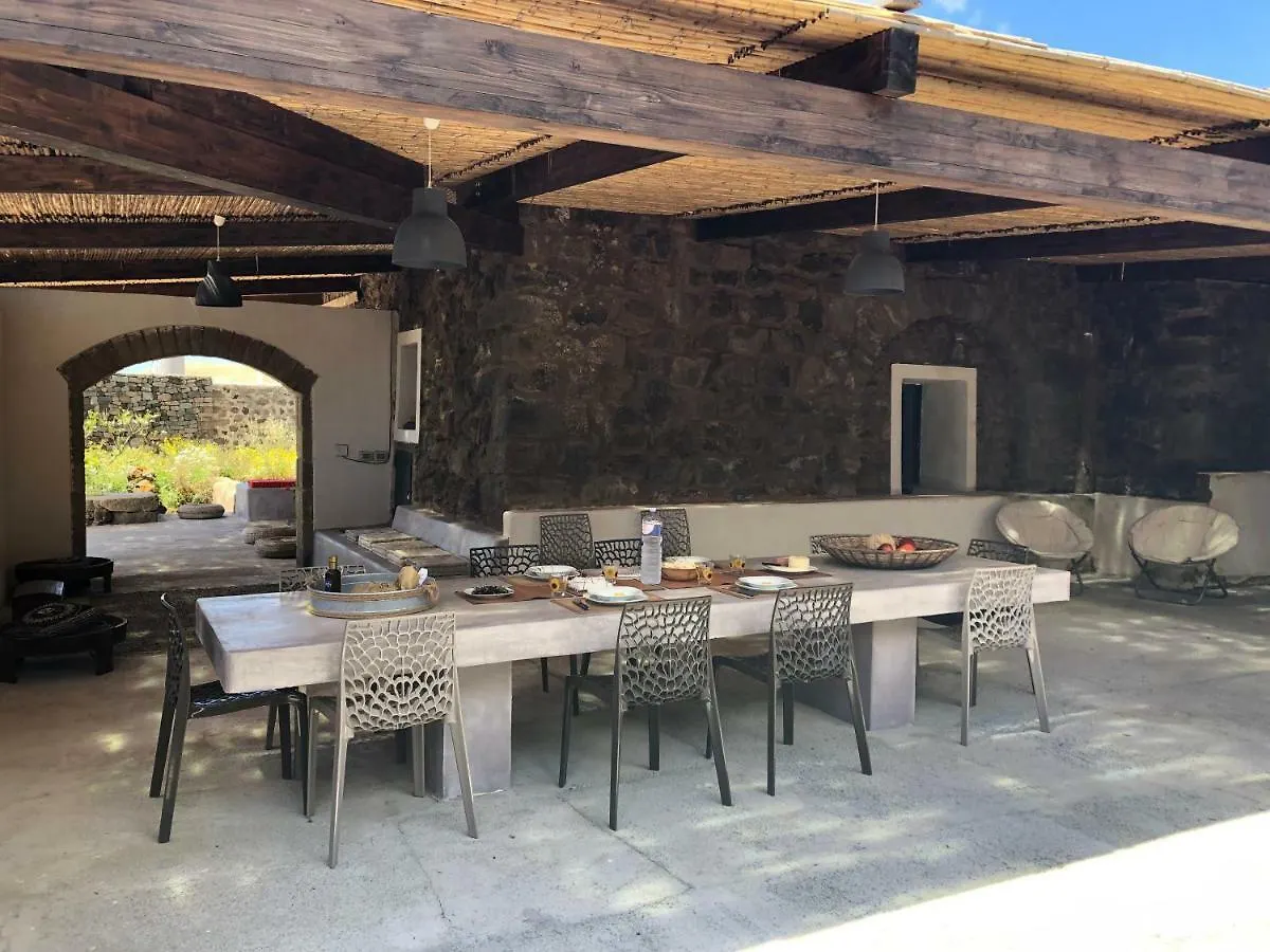 Вилла Dammuso Rekhale Scauri  Scauri (Sicily)