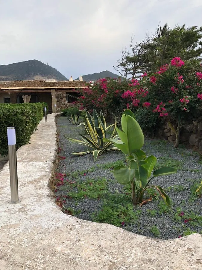 Вилла Dammuso Rekhale Scauri   Scauri (Sicily)